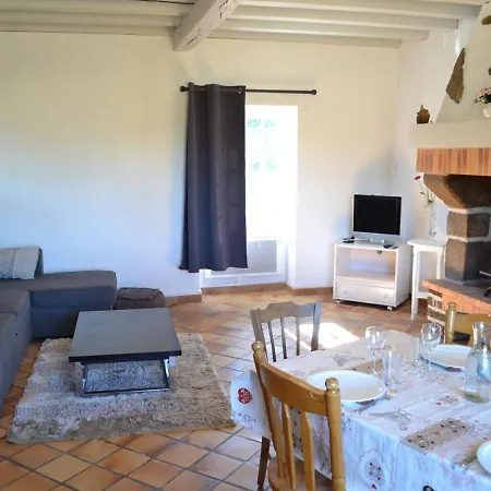 Chaleureux En Pleine Nature Avec Jardin Prive, Proche De Confolens, Animaux Acceptes - Fr-1-653-23 *